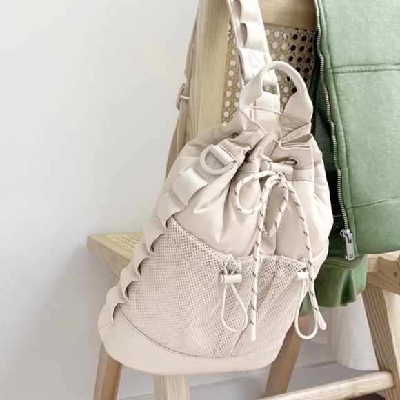 Dagne Dover Handbags - NWOT | DAGNE Dover Nova Sling Crossbody Fanny Gym Travel Bag Backpack